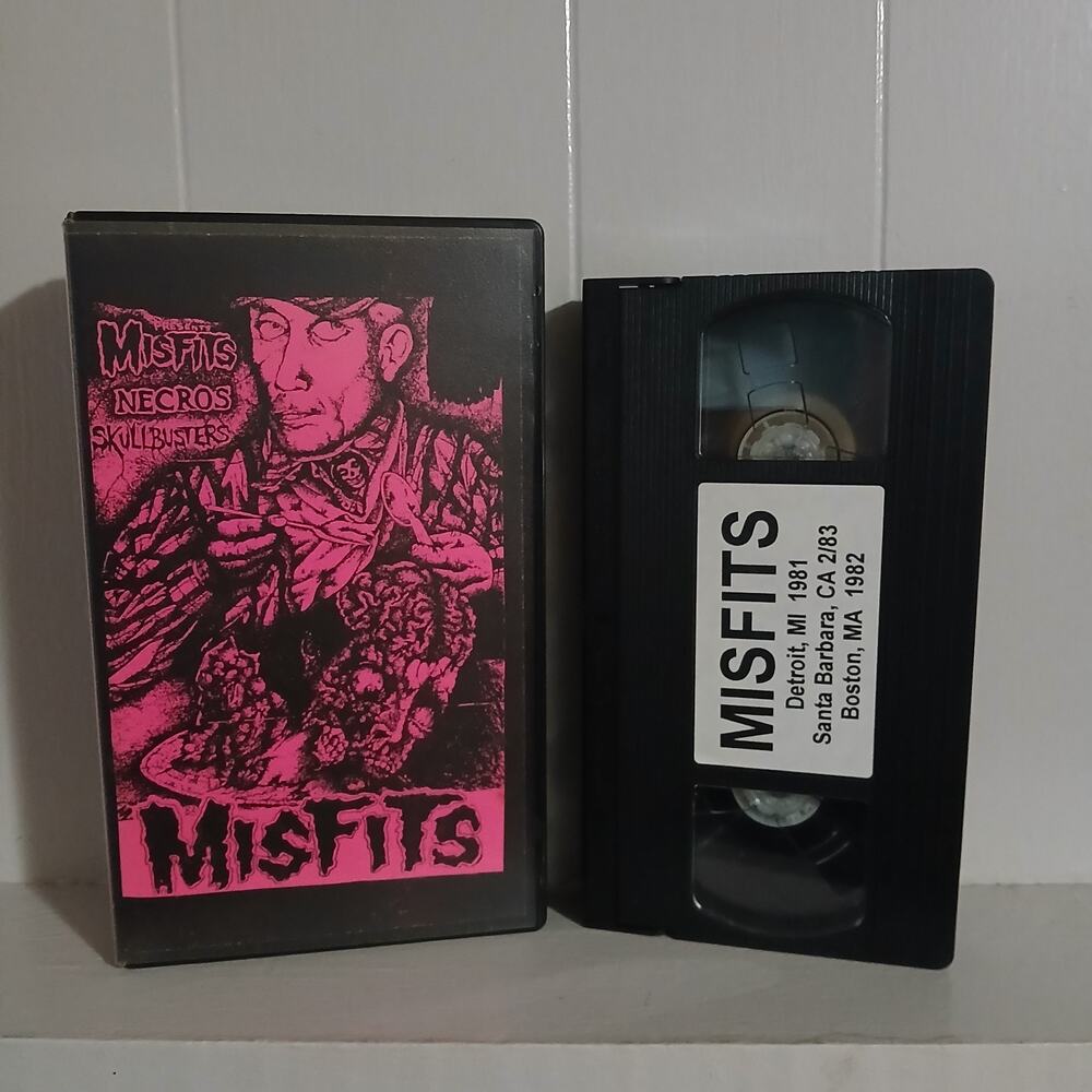 Misfits VHS Live 1981 1982 1983 Creepy Compilation Punk Rock Concert Video
